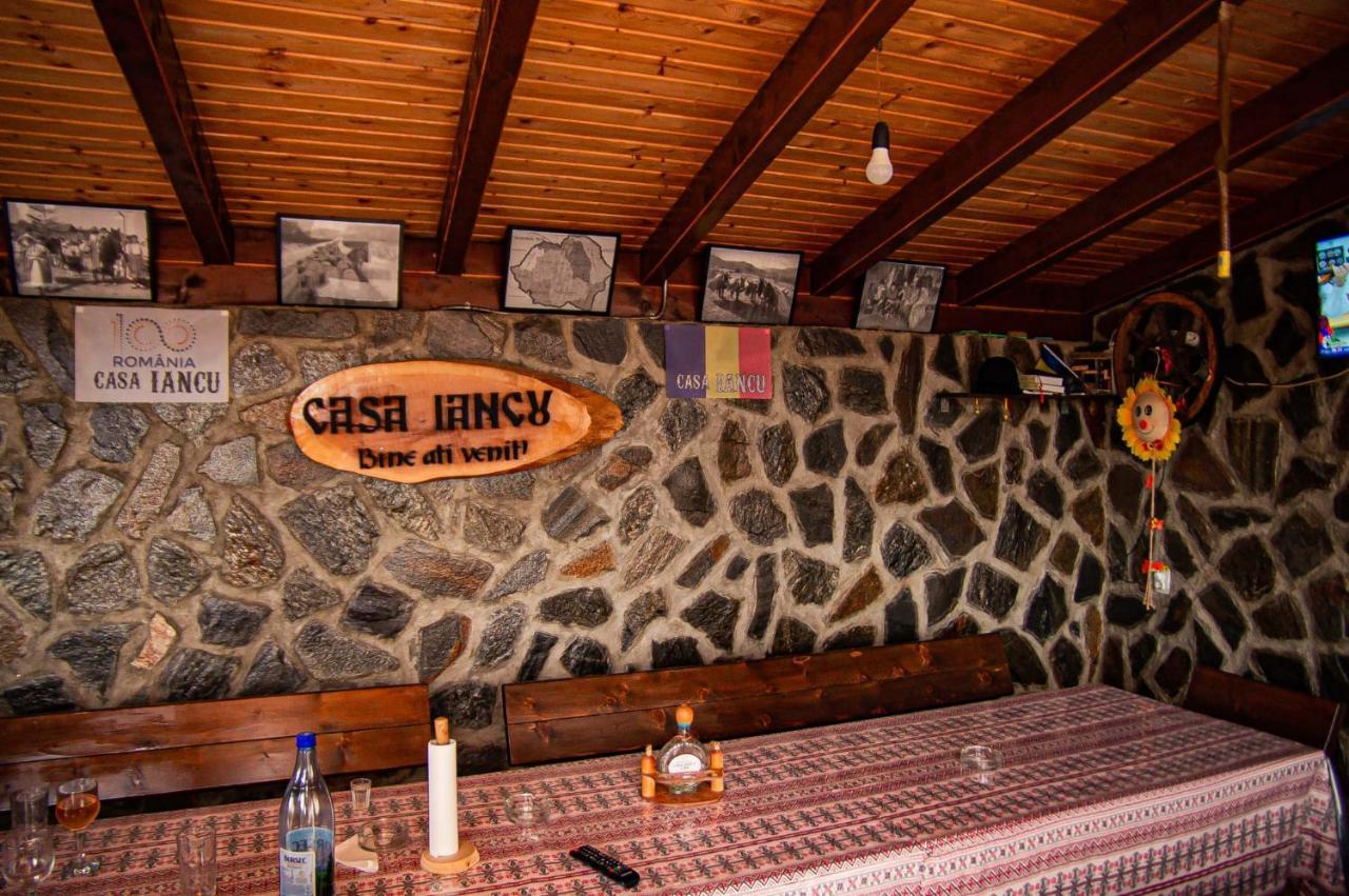 Casa Iancu Hotel Jina Kültér fotó