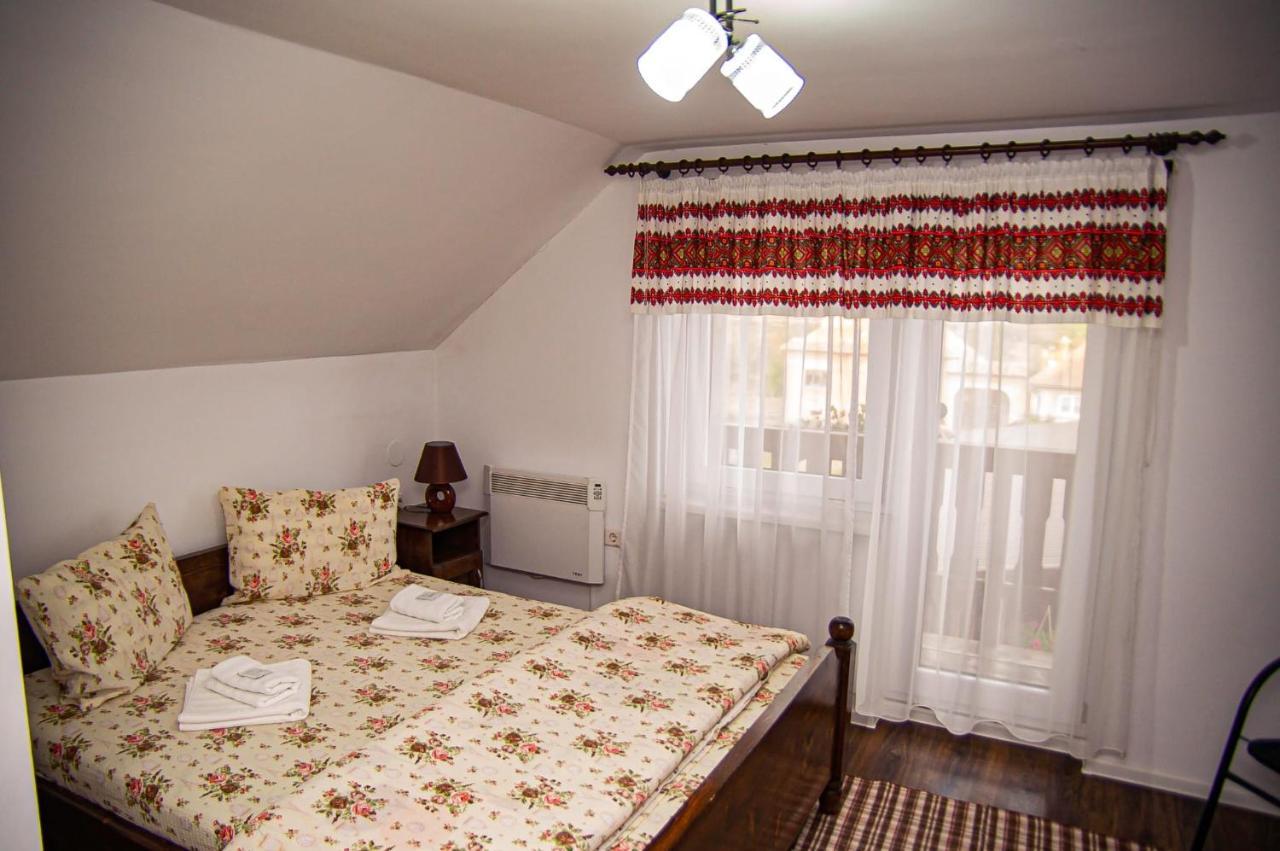 Casa Iancu Hotel Jina Kültér fotó