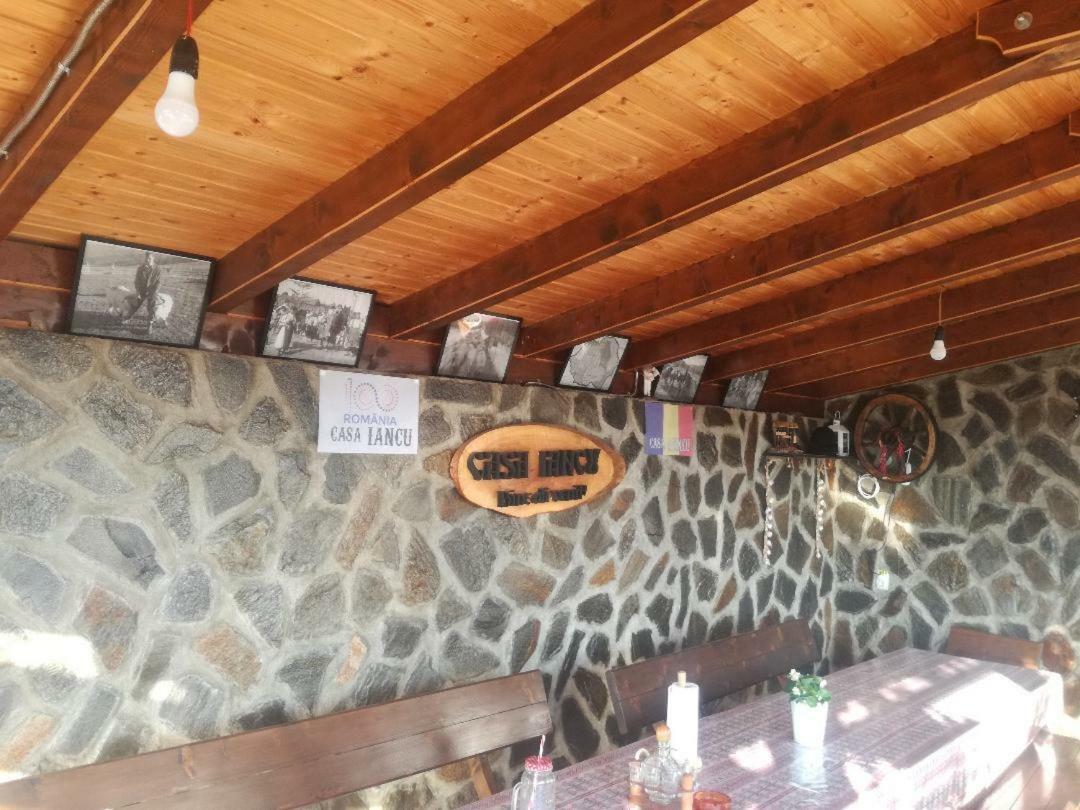 Casa Iancu Hotel Jina Kültér fotó